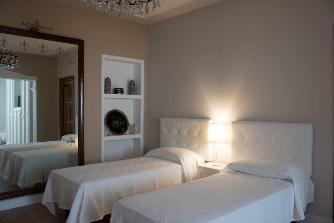 Gabri Holiday House Катанія Екстер'єр фото